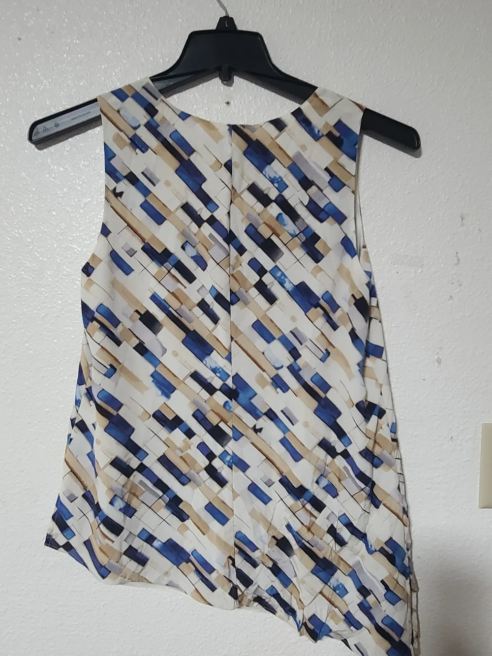 White House Black Market Sleeveless V-Neck Asymmetrical Blue & Tan Print Top